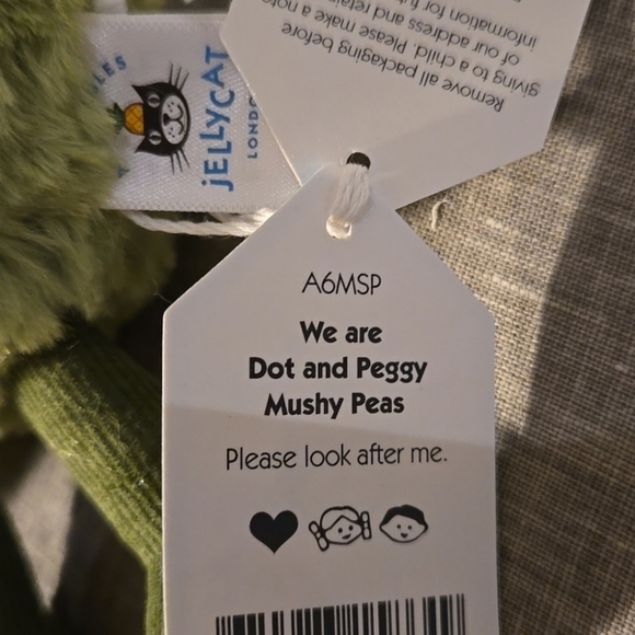 Jellycat Dot and Peggy Mushy Peas 6x3.5" Soft & Plush NWT - Picture 3 of 4